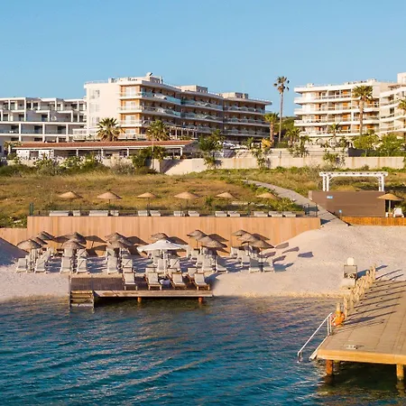 فندق La Quinta By Wyndham Cesme إزمير