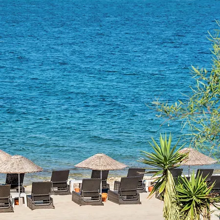 La Quinta By Wyndham Cesme 4*