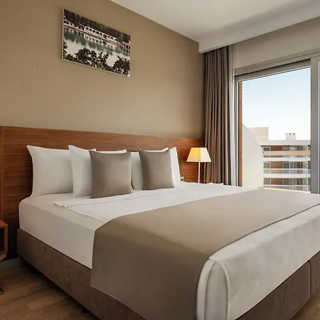 La Quinta By Wyndham Cesme 4* إزمير