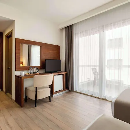 La Quinta By Wyndham Cesme 4*