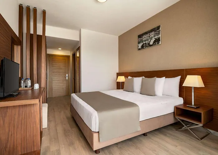 La Quinta By Wyndham Cesme Hotel 4*