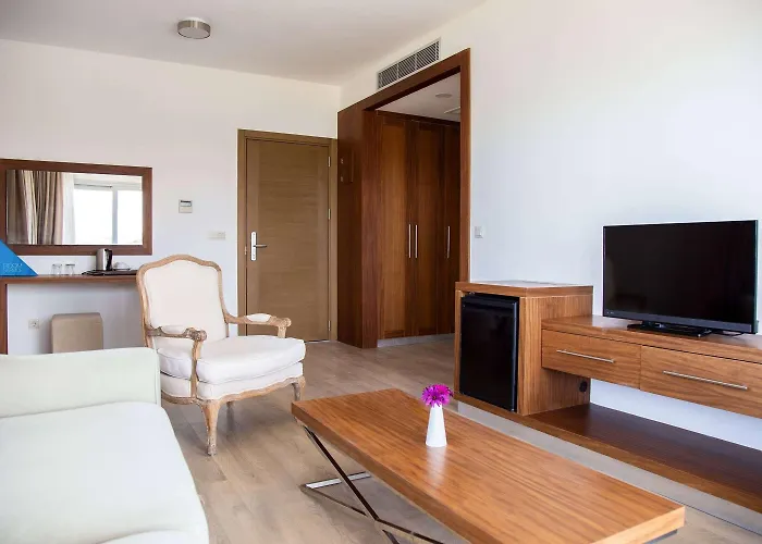 Hotel La Quinta By Wyndham Cesme