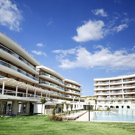 La Quinta By Wyndham Cesme Отель 4*