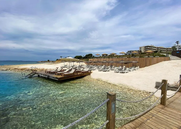 La Quinta By Wyndham Cesme 酒店