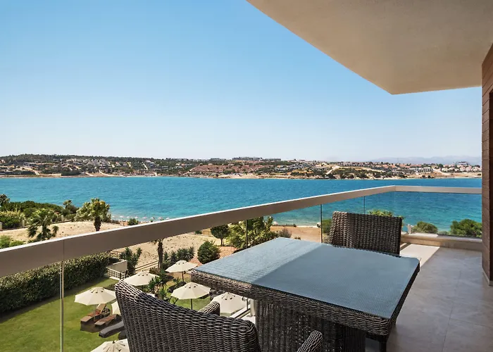 La Quinta By Wyndham Cesme Hotel 4*