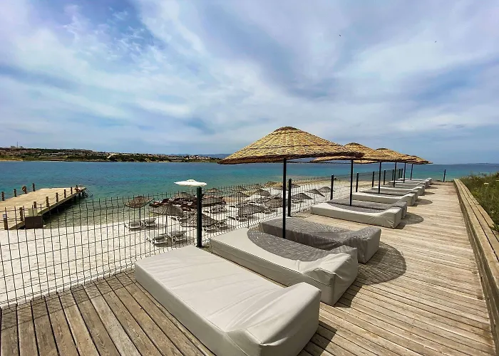 Hotel La Quinta By Wyndham Cesme 4*